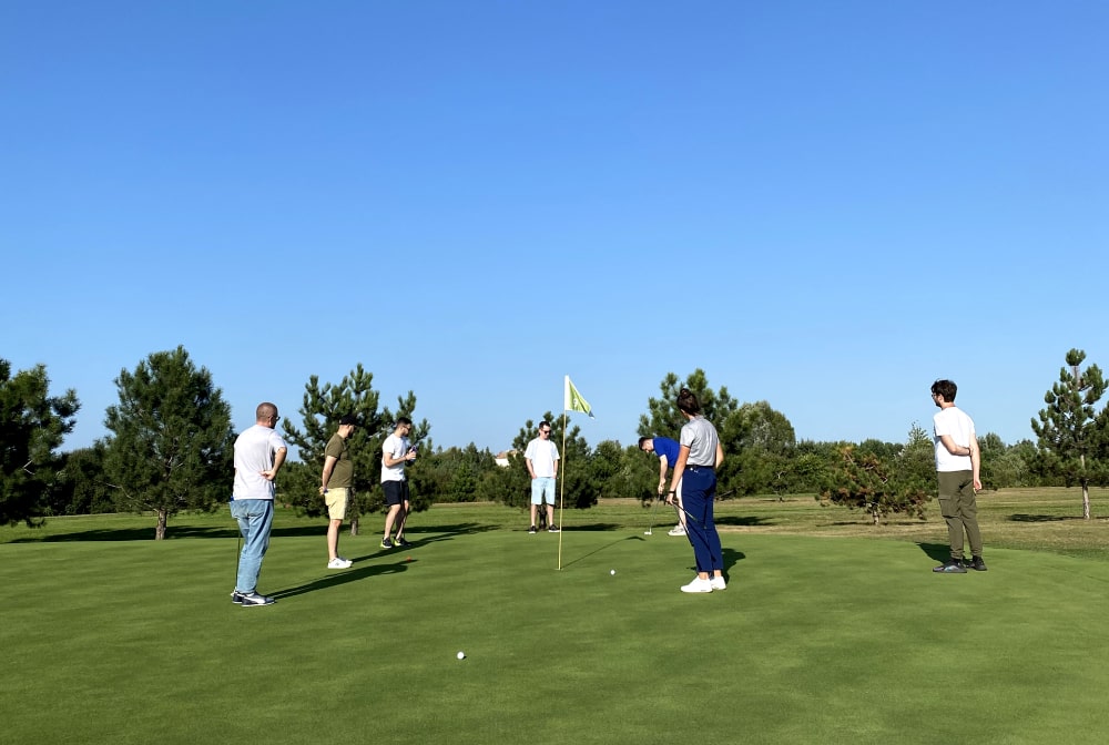 Корпоративна гра в гольф: ідеальний тімбілдінг для вашої команди